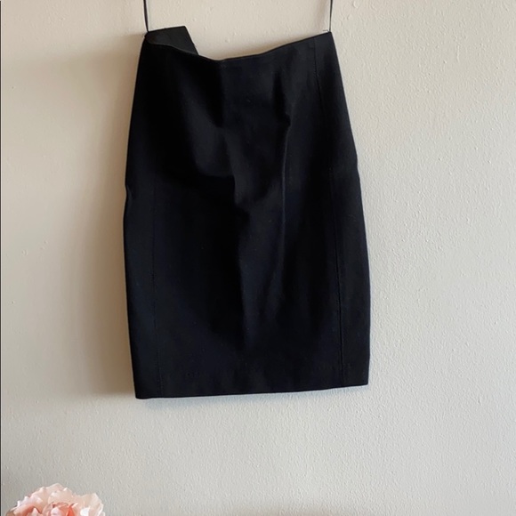 Zara Black Pencil Skirt - Picture 2 of 2